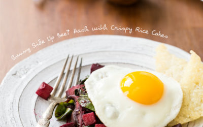 GENEKITCHEN – Sunny Side Up Beet Hash with Crispy Rice Cakes
